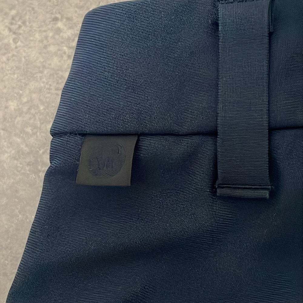 Lululemon Commission Pant Classic 28” *Warpstreme size 32 - Picture 9 of 10